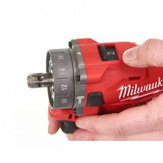 Аккумуляторная дрель-шуруповерт Milwaukee M12 FPDXKIT-202X 1